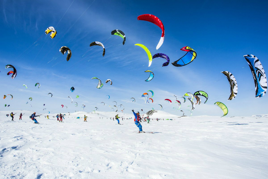 wind snow and sunshine - Red Bull Kite Farm 2015