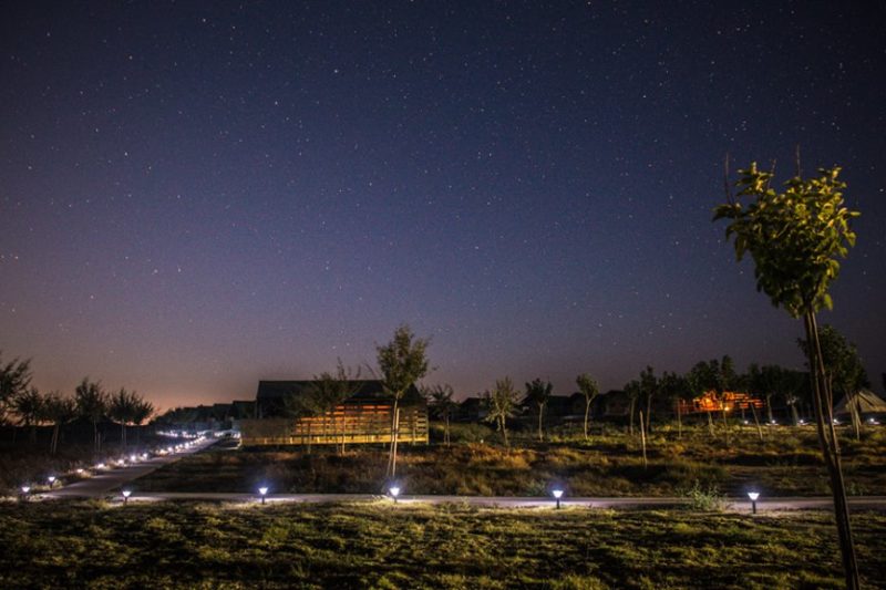 Surf Club Keros - Greece tents outdoor 8 800x533 - Surf Club Keros - Greece