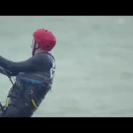 the 77 year old kitesurfer 450x450 - The 77 Year Old Kitesurfer