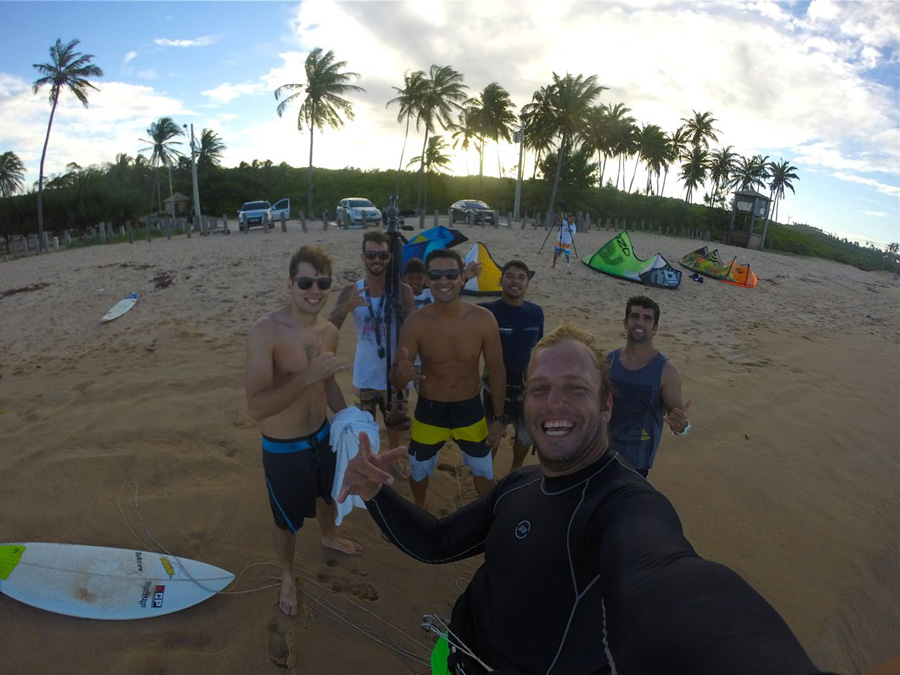 local vibe - PASSEIO: A family kitesurf trip