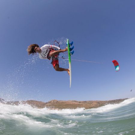 Airton Cozzolino 2015 event winner Toby Bromwich Tarifa Strapless Kitesurfing Pro 2015 450x450 - Tarifa Strapless Wave and Freestyle Grand Slam gearing up