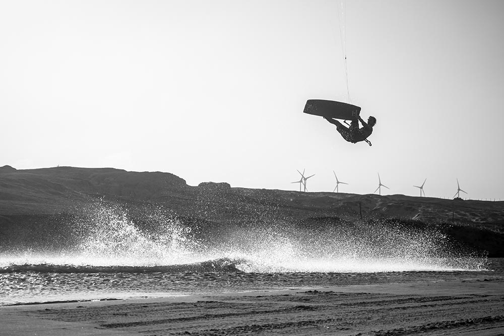 Feel the force PHOTO CREDIT LACI KOBULSKY 6 - TheKiteMag issue #14