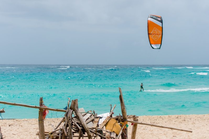 Peter Lynn Kiteboarding Aruba Zout Fotografie 16 van 383Boca Grandi 797x530 - Escape to Aruba with Peter Lynn Kiteboarding