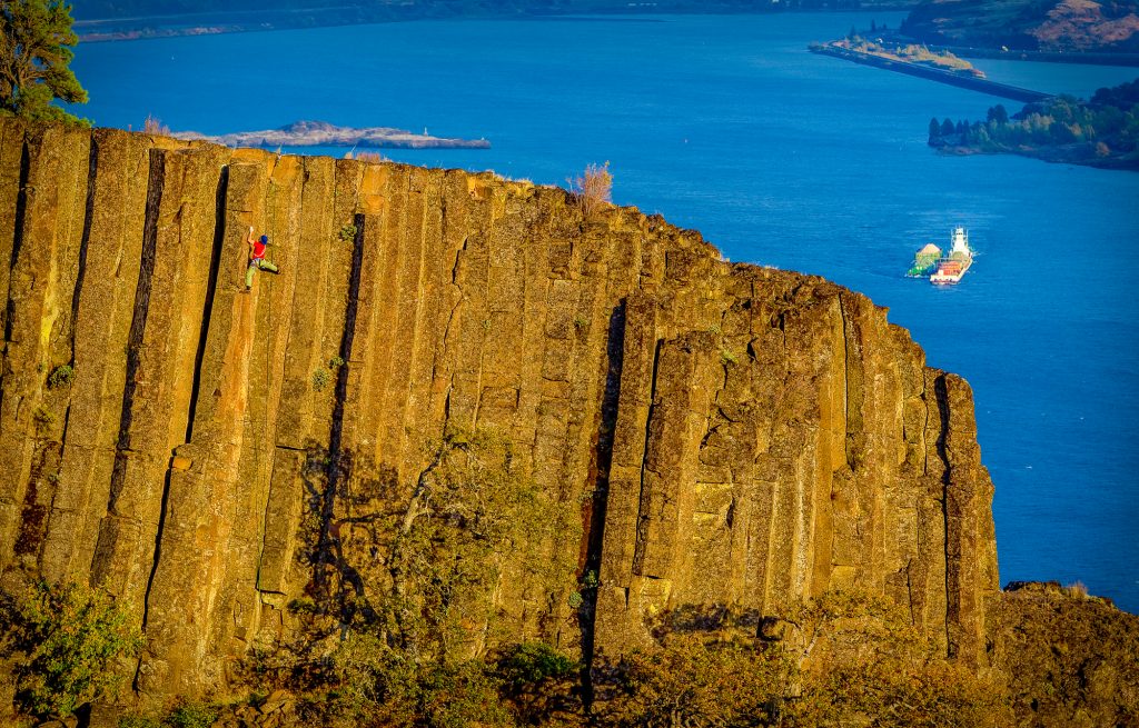 OutFound Wall Climbing in Gorge 1024x655 - The Outfound Series