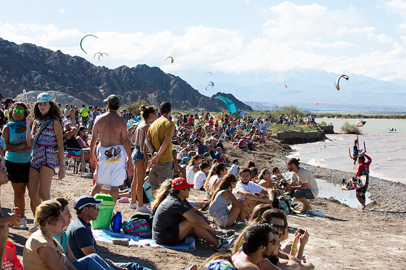 Argentina Kite Fest 2017 Photo Davo Hidalgo 10 - Men who ride [on] mountains