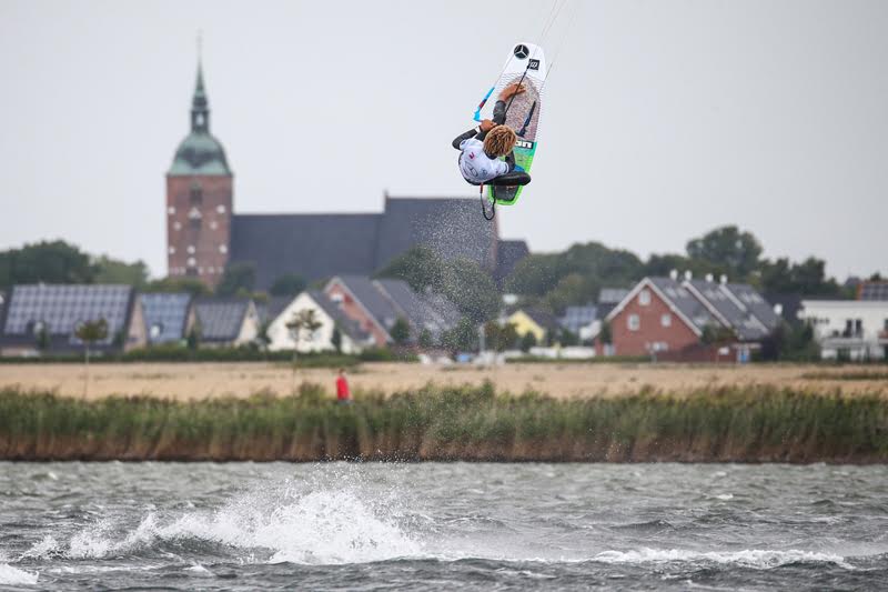 4 1 - Airton Triumphs in a Big-Air Feast at Fehmarn