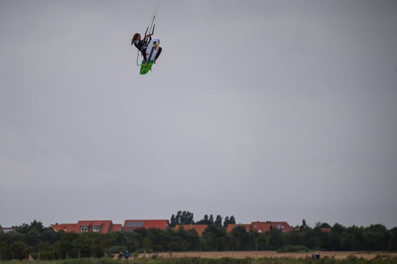 5 1 - Airton Triumphs in a Big-Air Feast at Fehmarn