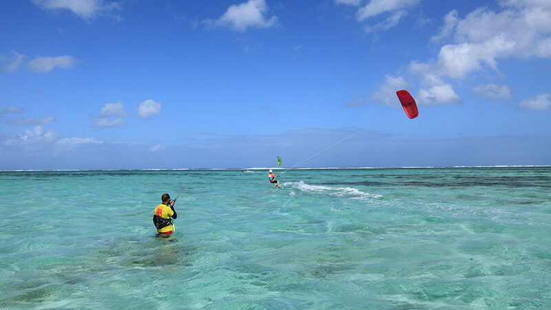 kitesurf lessons - Kitesurfing holidays for the whole family