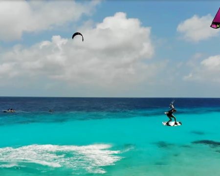 caribbean kite life dylan in bon 450x360 - Caribbean Kite Life - Dylan in Bonaire