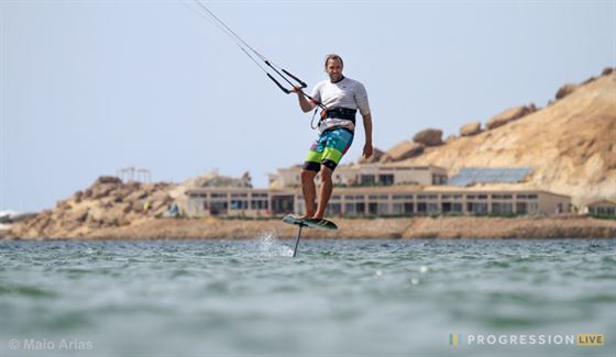 dakhla kitesurfing foil - Want to learn how to foil? Here is your chance!