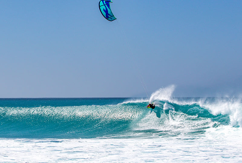 Best action shot - Kitesurf365: Mitu Monteiro