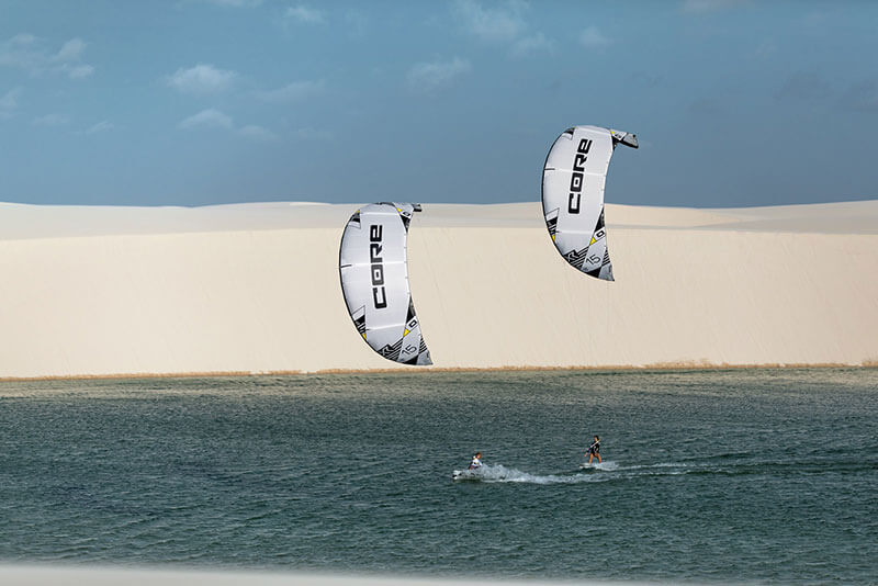 CORE Fusion 4 // Fusion 4 LW CORE Kiteboarding Fusion 4 LW Lightwind TB34240 RGB 1600 c Thomas Burblies - CORE Fusion 4 // Fusion 4 LW