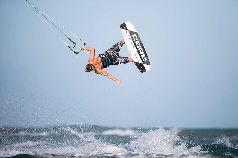 CORE Fusion 4 // Fusion 4 LW CORE Kiteboarding Fusion 4 TBX19607 RGB 1600 c Thomas Burblies - CORE Fusion 4 // Fusion 4 LW