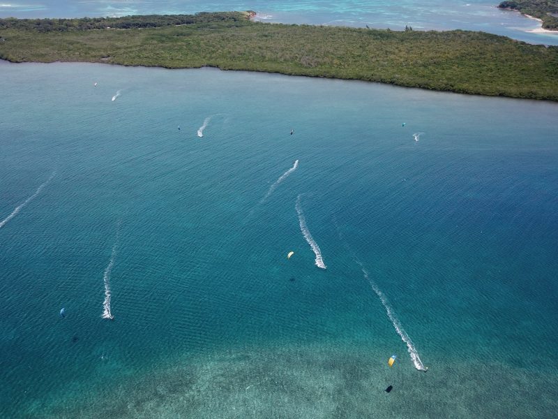 DJI 0103 800x600 - Kitesurf Roatan & Camp Bay Lodge - Honduras