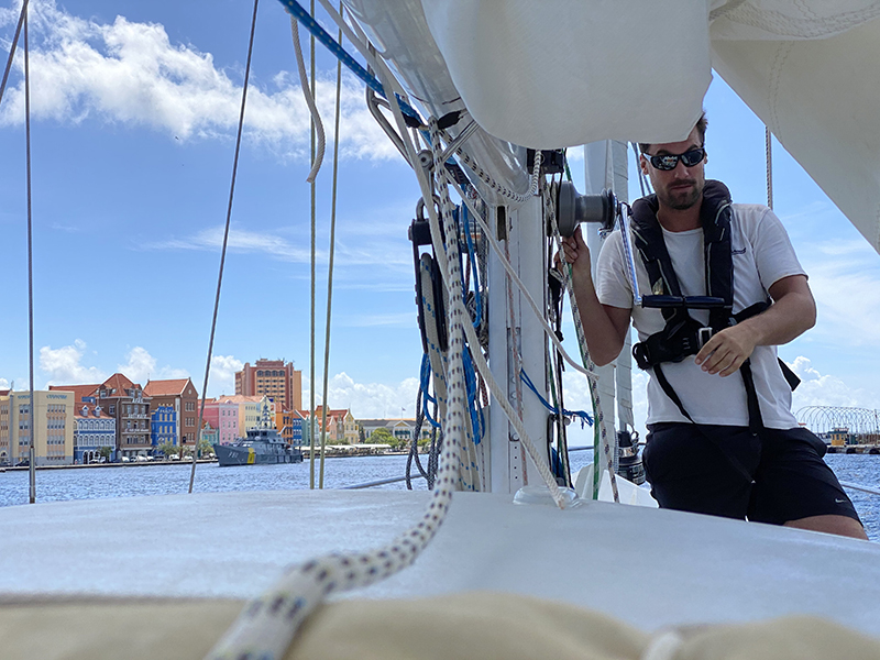 Leaving Curacao and heading for Bonaire 2 - Yndeleau EP 06: Bonaire - Foiling for the first time