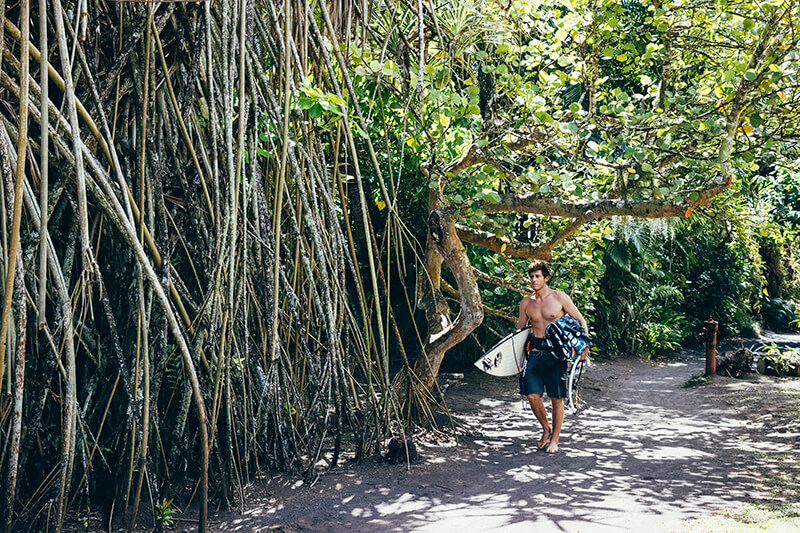 keahi 0469 200917 Ryan Chachi Craig - Tucked Away in Tahiti