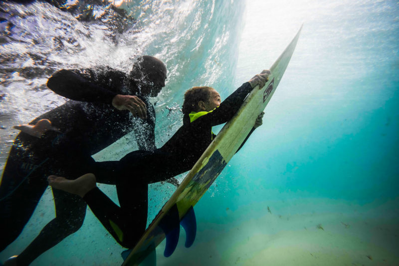 Free your Mind Experience - Spain FyM surfing 800x533 - Free your Mind Experience - Spain