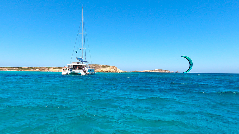 ANTIPAROS NORTE 9 2000x1125 - Catamaran Kite Cruises in Greece