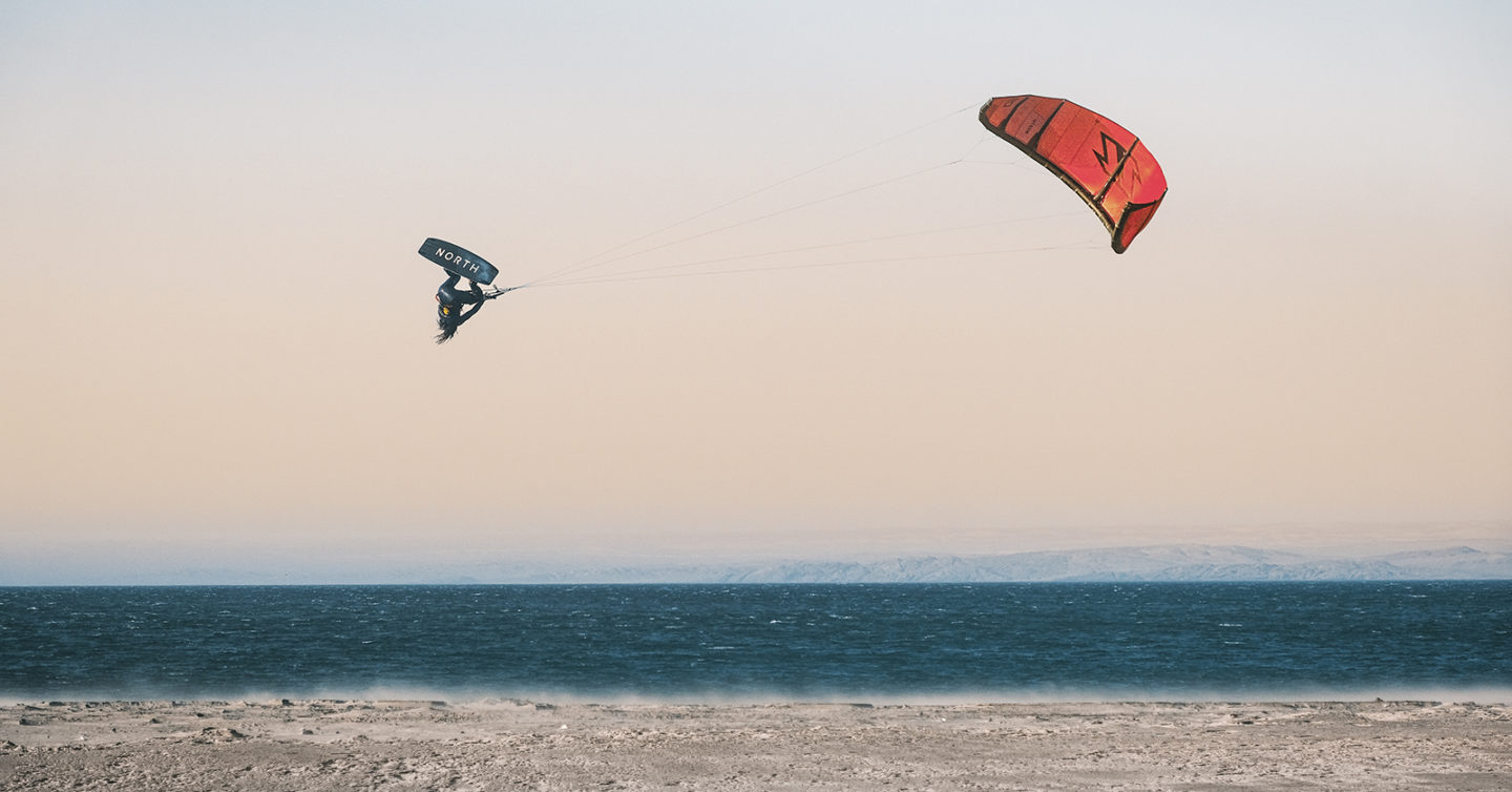 TheKiteMag 50 Desert SessionsTheKiteMag 50 featureMY23 NKB Big Air Nambia Jett Bradshaw KC 050  1440x754 - Desert Sessions