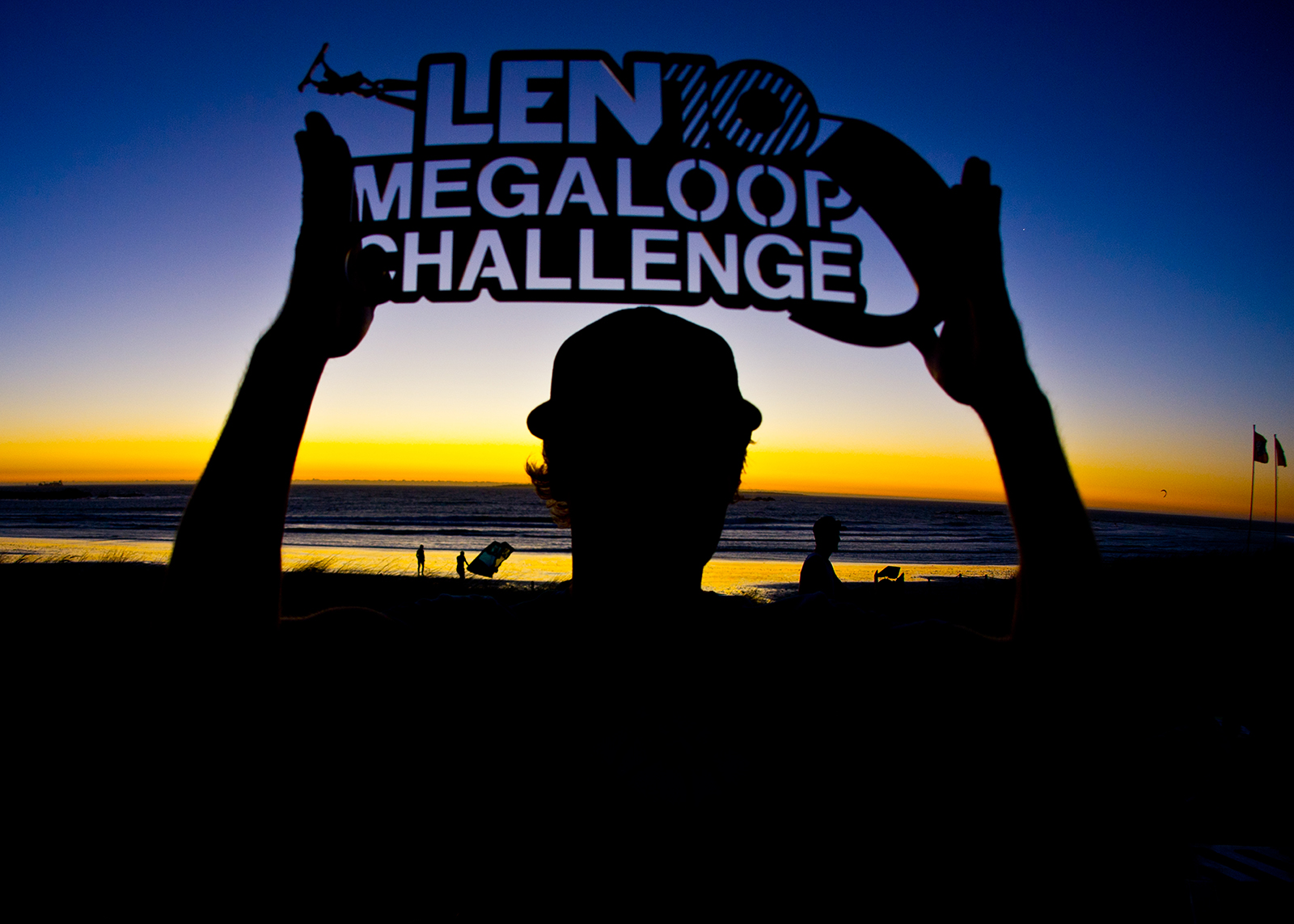 TheKiteMag 51 Colin Colin Carroll Len10 Megaloop by Craig Kolesky - 51st State