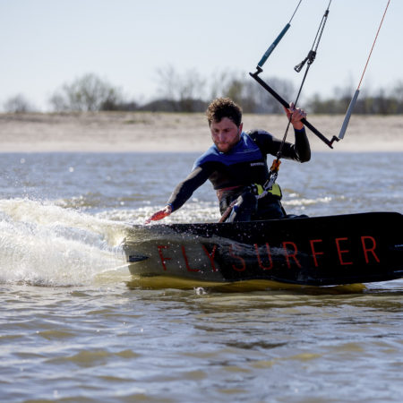 FLYSURFER STAGE Netherlands YuscaB byRamonSchoenmaker 12 450x450 - Flysurfer STAGE twintip