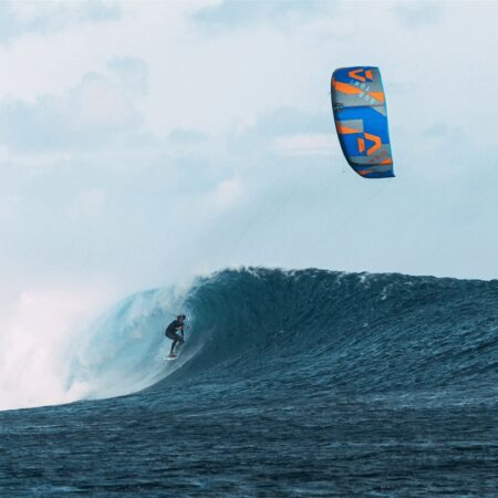 1 450x450 - Your Ultimate Wave Kite- The 2024 NEO SLS