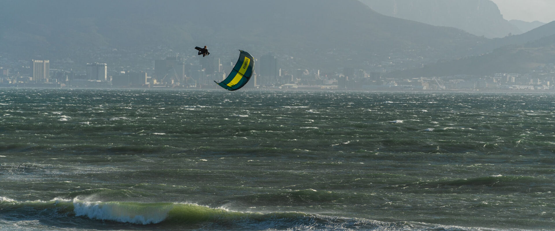 slider FLYSURFER ERA Action ZA byMPiechowski 1920px 26 1920x800 - Home