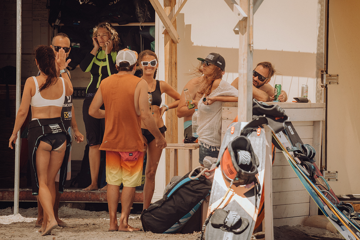 TheKiteMag DG No Rush Kite Club 3 - No Rush Kite Club