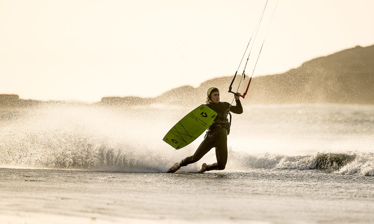 TheKiteMag 62 Gale Warning Duotone ION 21 1260x754 - Gale Warning