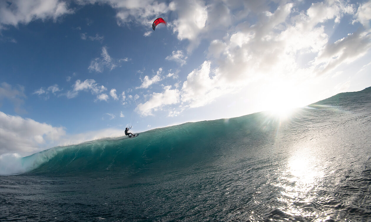 TheKiteMag 64 Above the waves Cabrinha Charly Martin 2 1260x754 - Above the waves