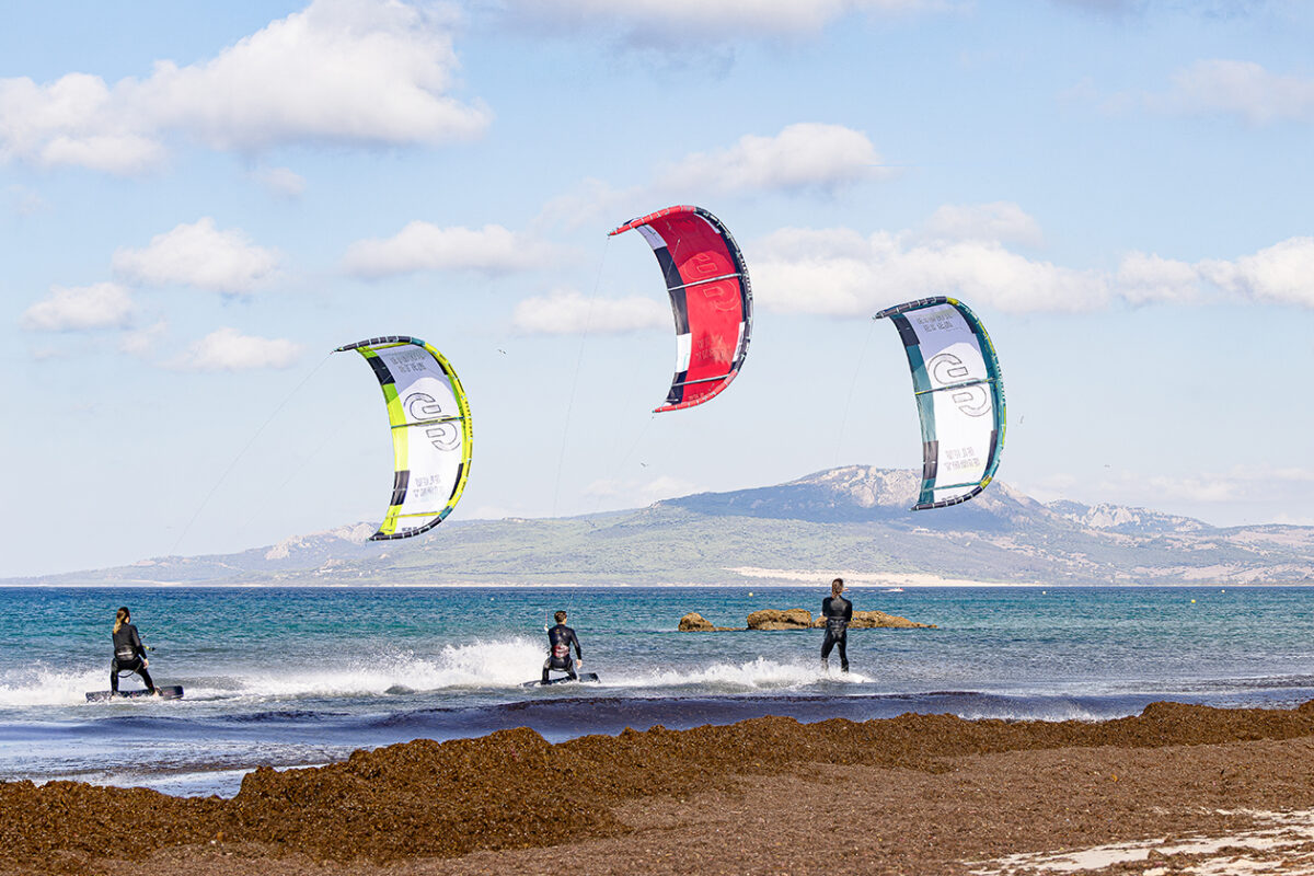 TheKiteMag 67 Eleveight RS V10 4 1200x800 - Tell Me About It: Eleveight RS V10