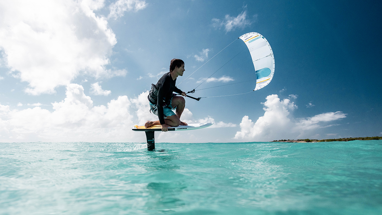 TheKiteMag 67 Tech and Materials Cabrinha Moto Apex 3 - Tech & Materials: Cabrinha Moto Apex 