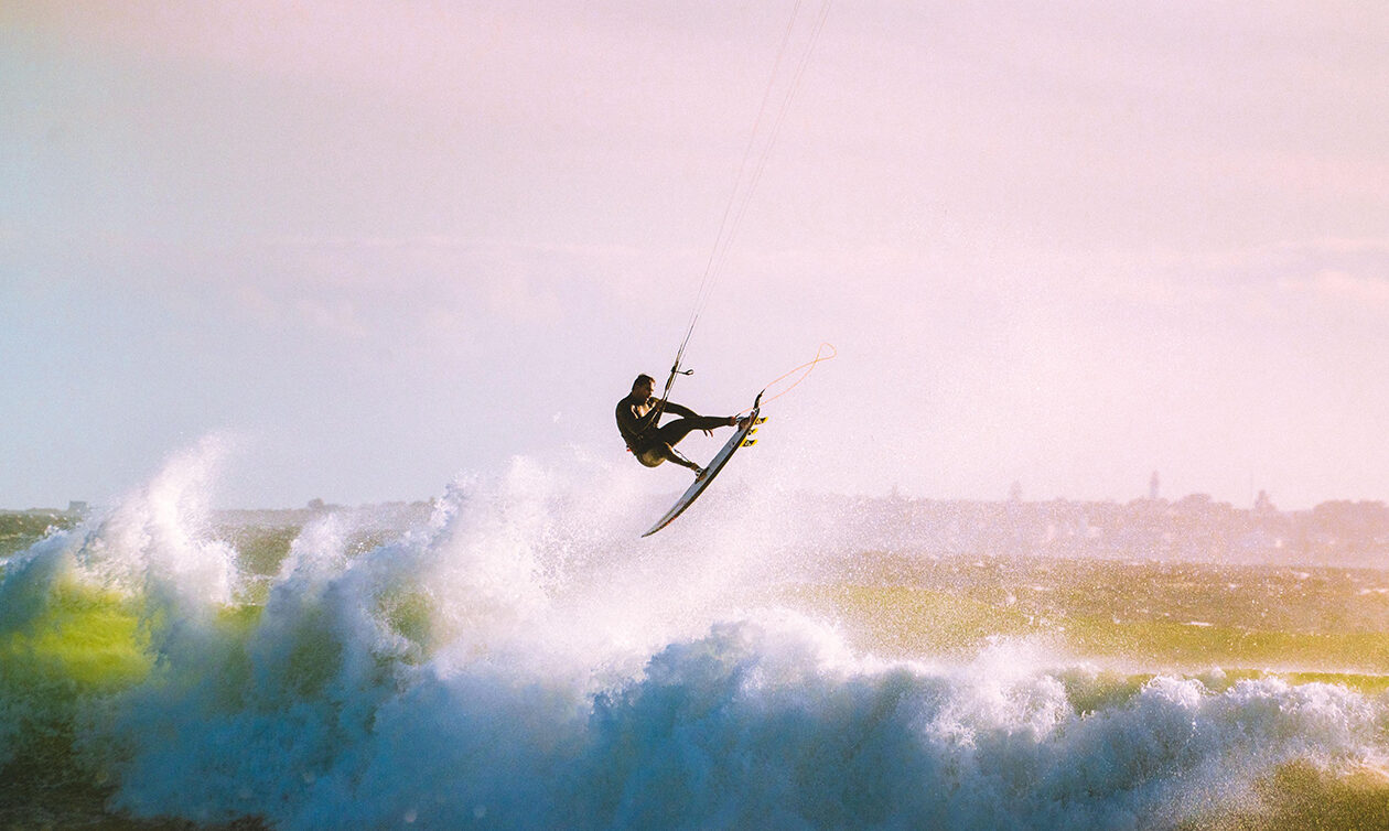 TheKiteMag 65 Waves Between Us RRD Carl Ferreira 9 1260x754 - Waves Between Us