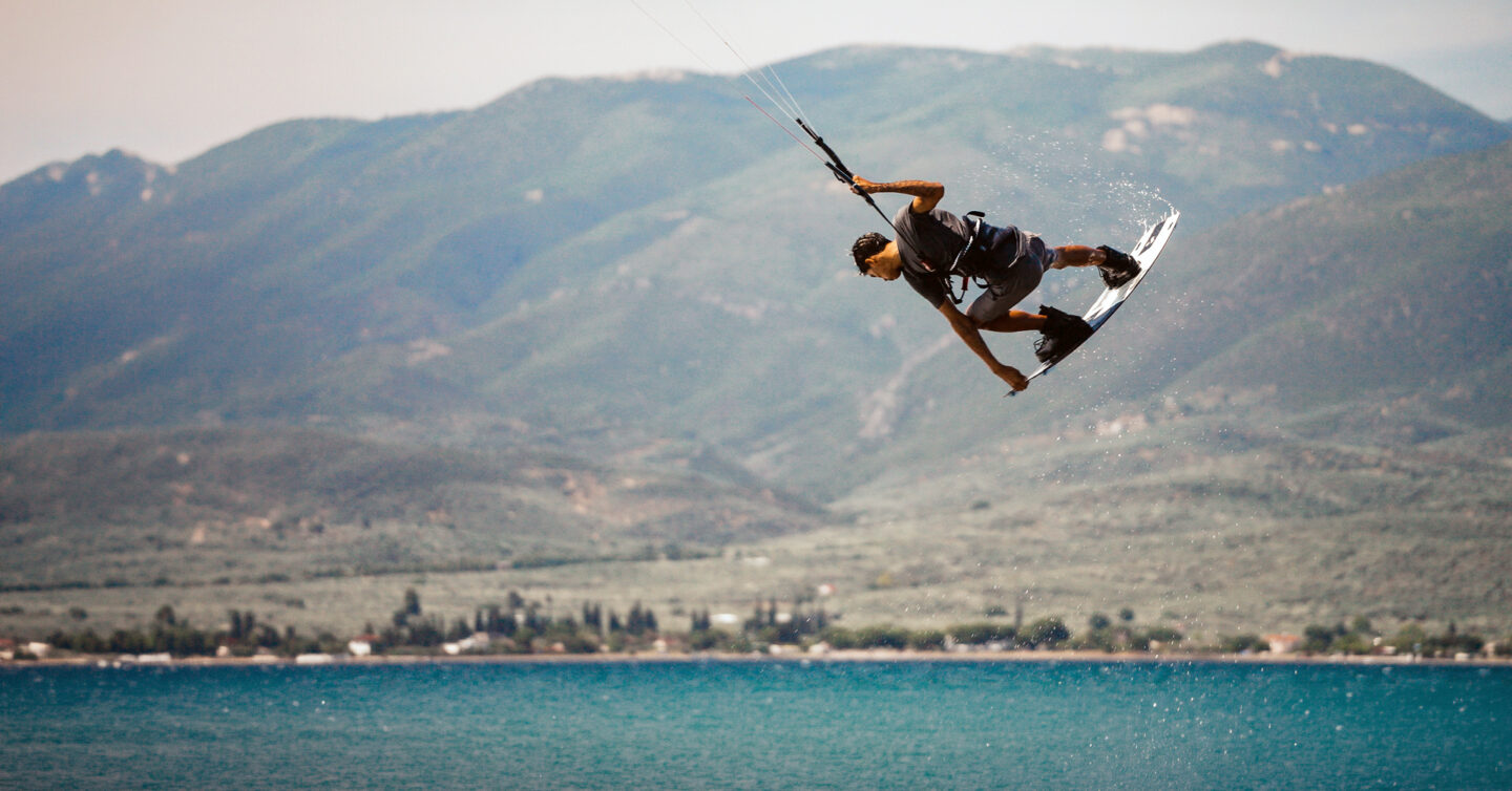 AIRUSH 100 PERCENT FREESTYLE GREECE KITEBOARDING 16by9 4 1440x754 - Airush Razor v11